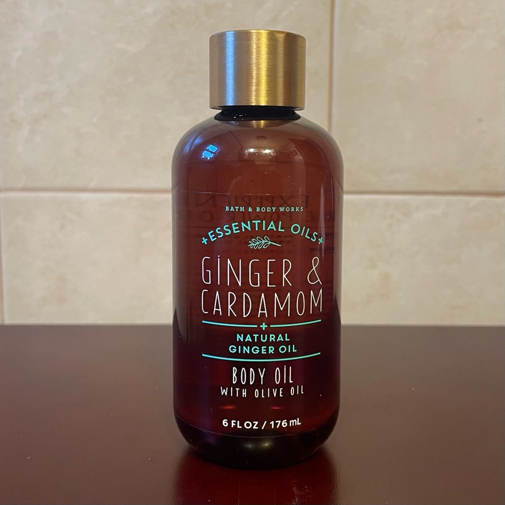 NEW BATH & BODY WORKS “GINGER & CARDAMOM” BODY OIL Moisturizer Olive Oil 6 oz